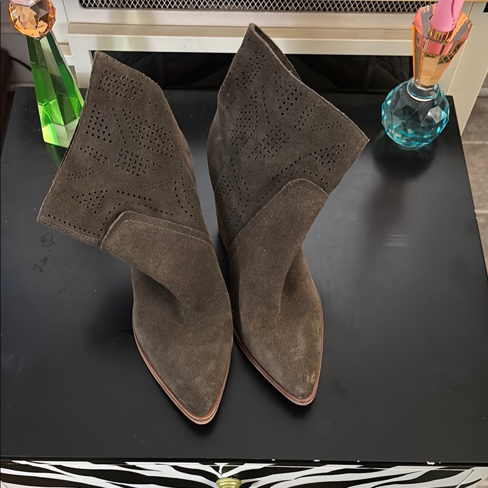 Suede Ankle Boots in olive